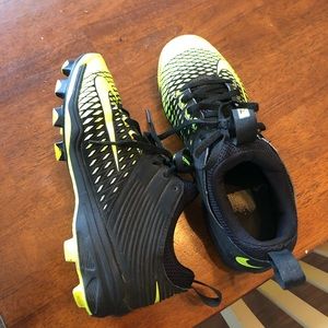 Nike cleats 5.5 youth